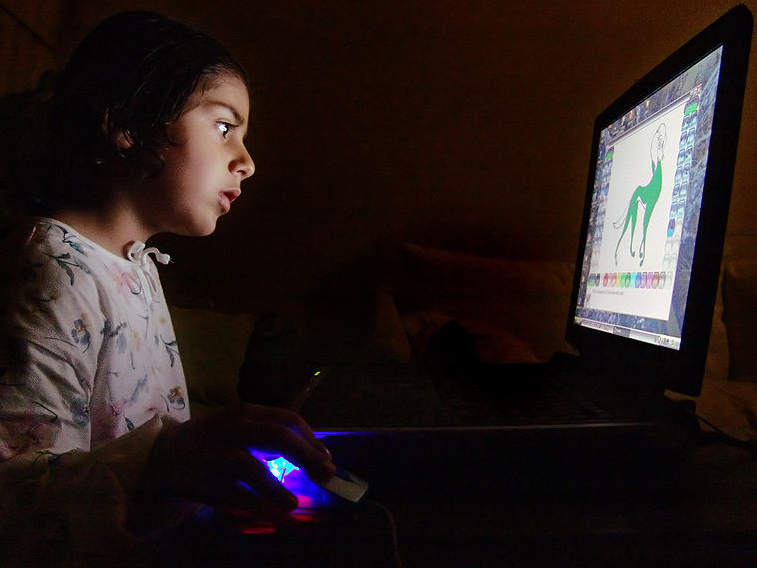 دست زدن به اندام خصوصی در بچه‌ها