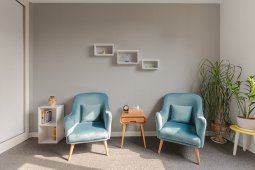 عکس از فضای سالن کلینیک روانشناسی جان زیبا