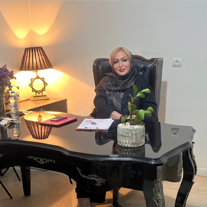 -فردی، نوجوان و فرزندپرورینرگس زینلی